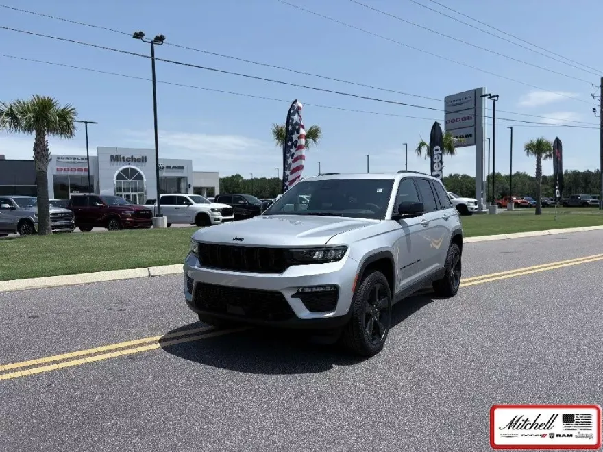 2025 Jeep Grand Cherokee Limited photo 1