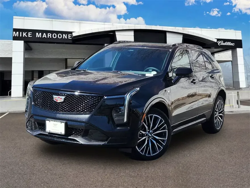 2024 Cadillac XT4 Sport photo 1