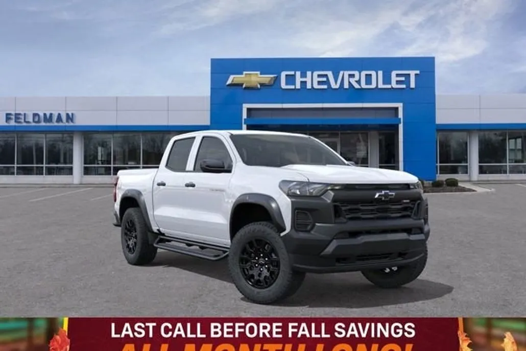 2026 Chevrolet Colorado Trail Boss photo 1