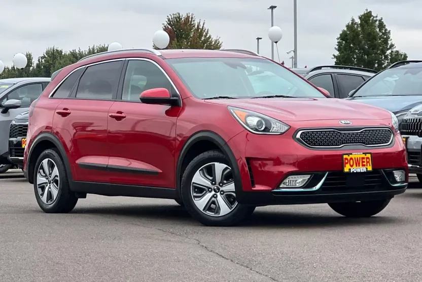 2019 Kia Niro Plug-In Hybrid LX photo 1