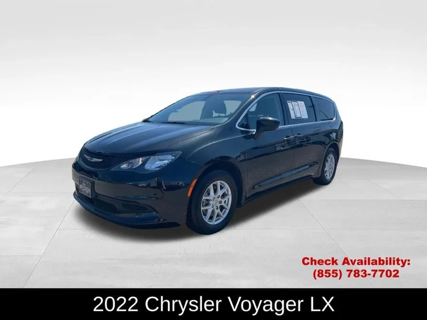 2022 Chrysler Voyager LX photo 1