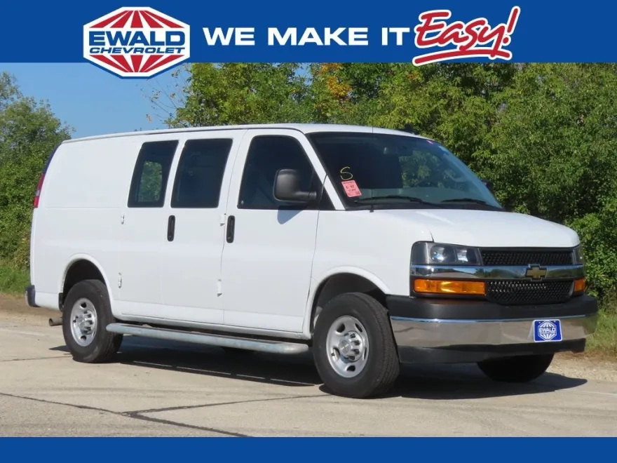 2024 Chevrolet Express Cargo 2500 photo 1
