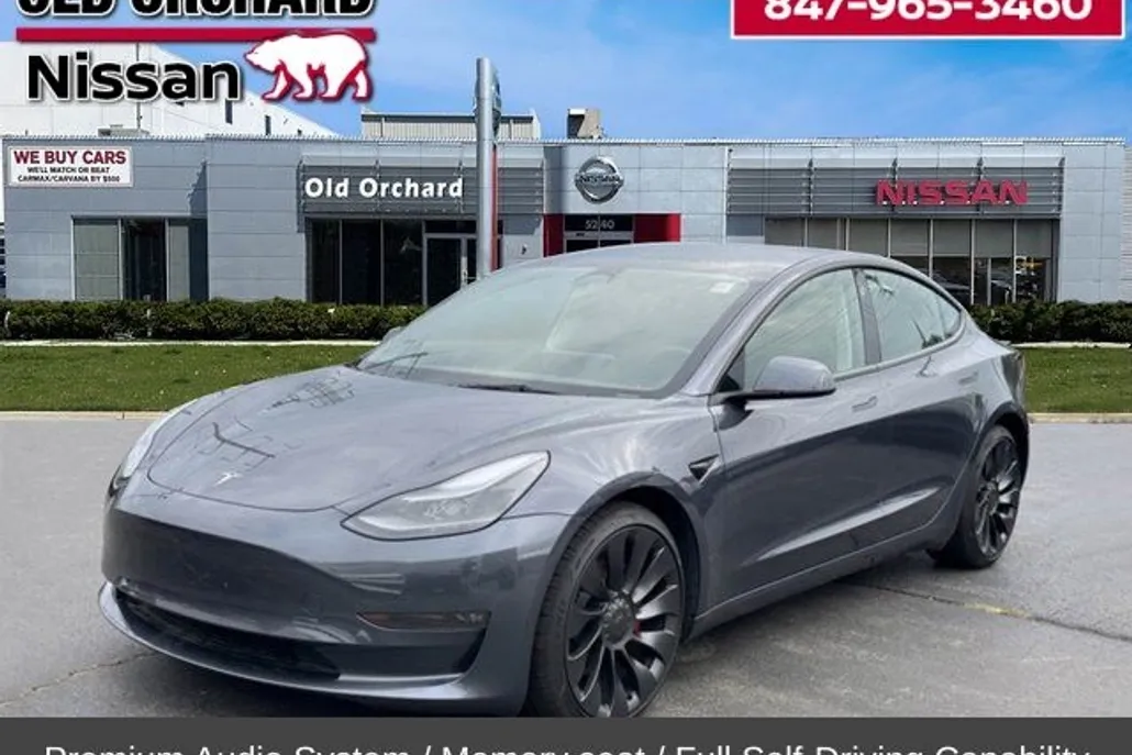 2023 Tesla Model 3 Performance photo 1