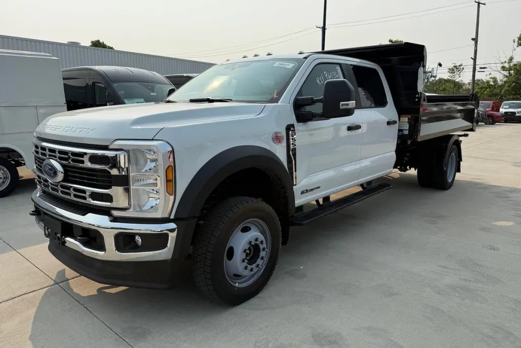 2024 Ford F-550 XL photo 1