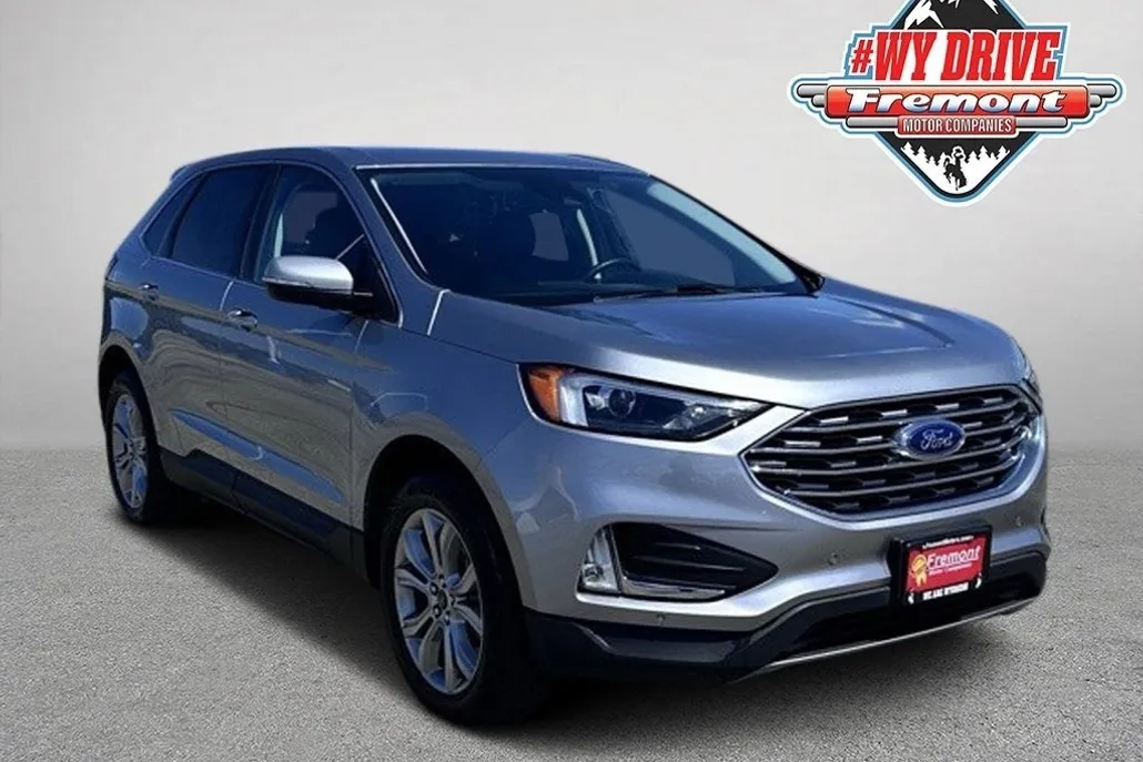 2024 Ford Edge Titanium photo 1