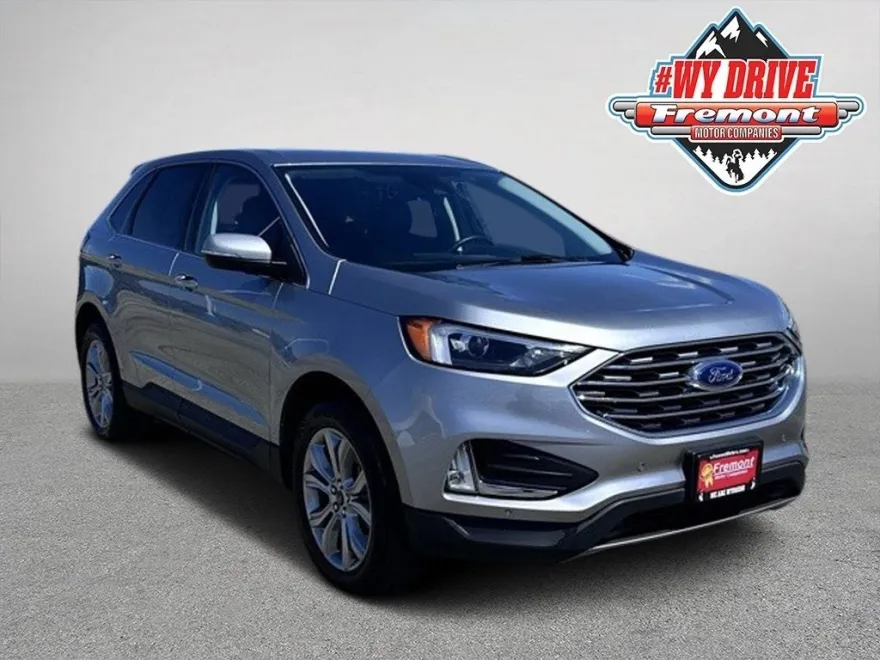 2024 Ford Edge Titanium photo 1