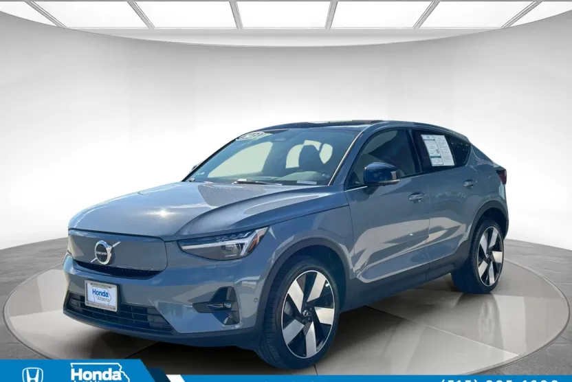 2023 Volvo C40 Recharge Ultimate photo 1