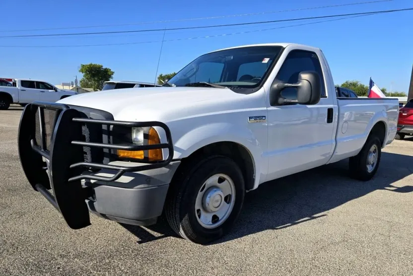 2006 Ford F-250 XL photo 1