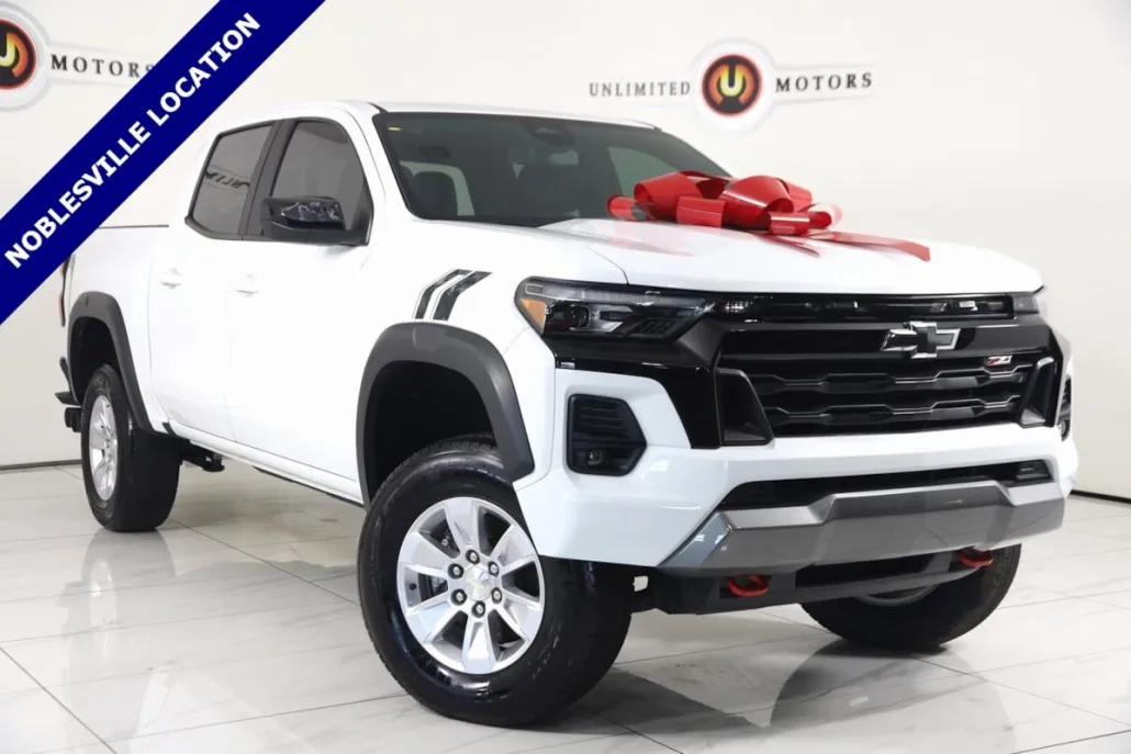 2023 Chevrolet Colorado Z71 photo 1