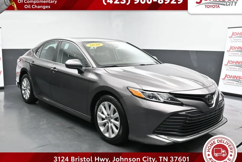 2020 Toyota Camry LE photo 1