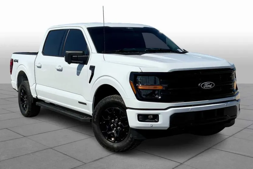2024 Ford F-150 XLT photo 1