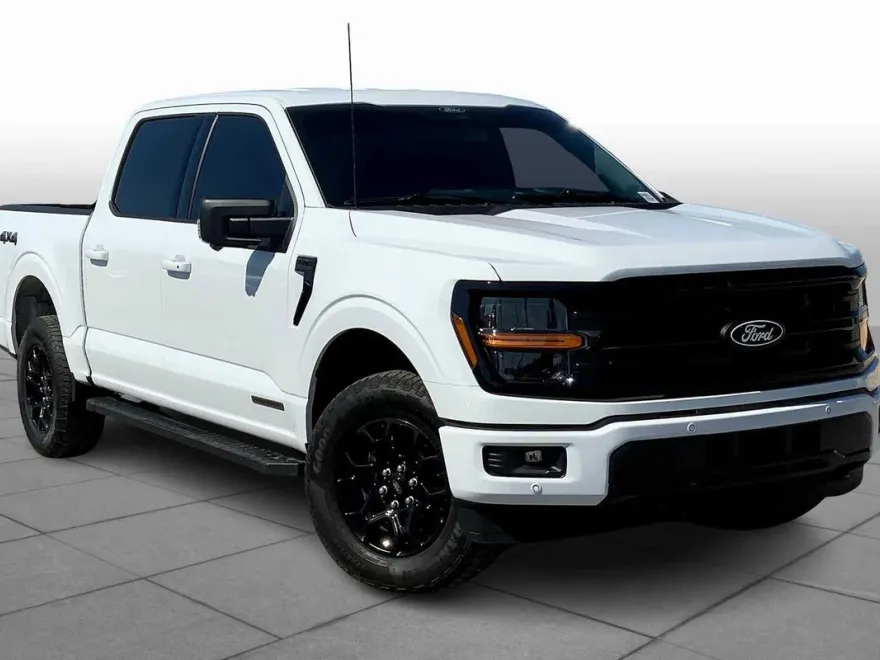 2024 Ford F-150 XLT photo 1
