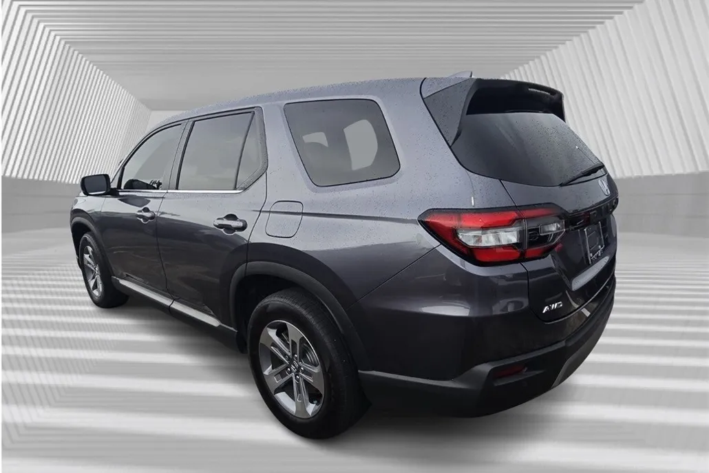2025 Honda Pilot EX-L photo 1