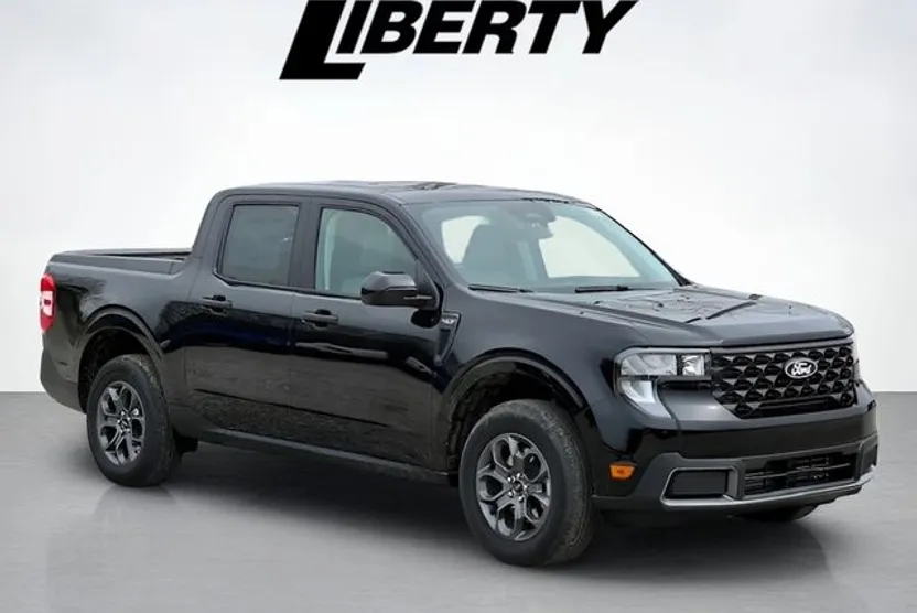 2025 Ford Maverick XLT photo 1