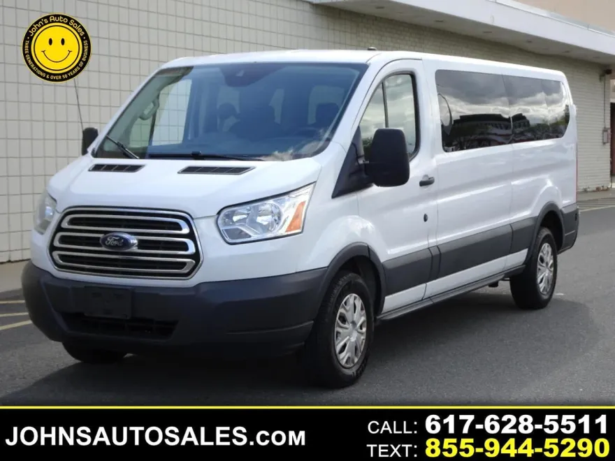 2016 Ford Transit XLT photo 1