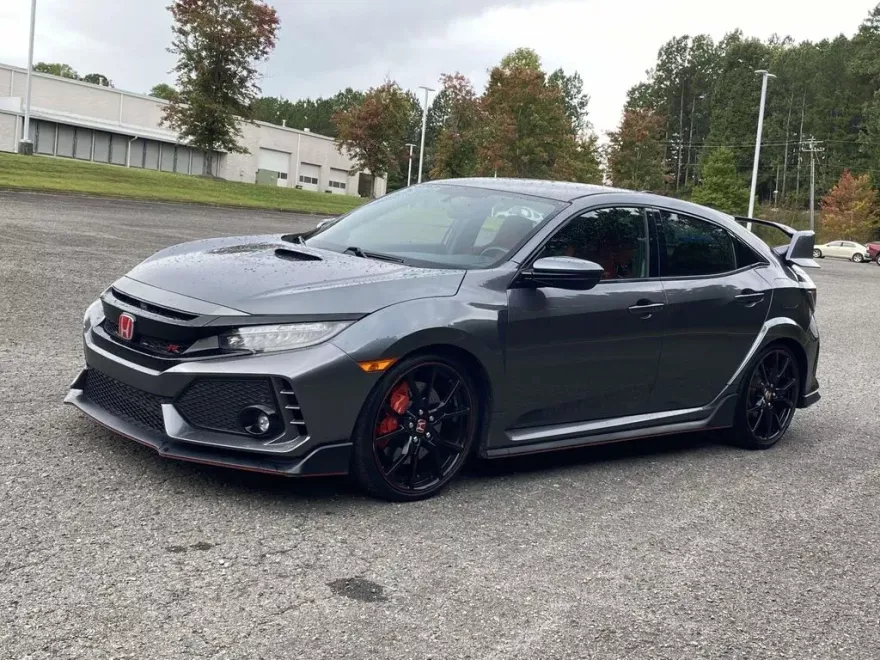 2017 Honda Civic Type R Touring Hatchback photo 1