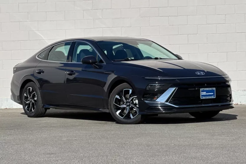2024 Hyundai Sonata SEL photo 1