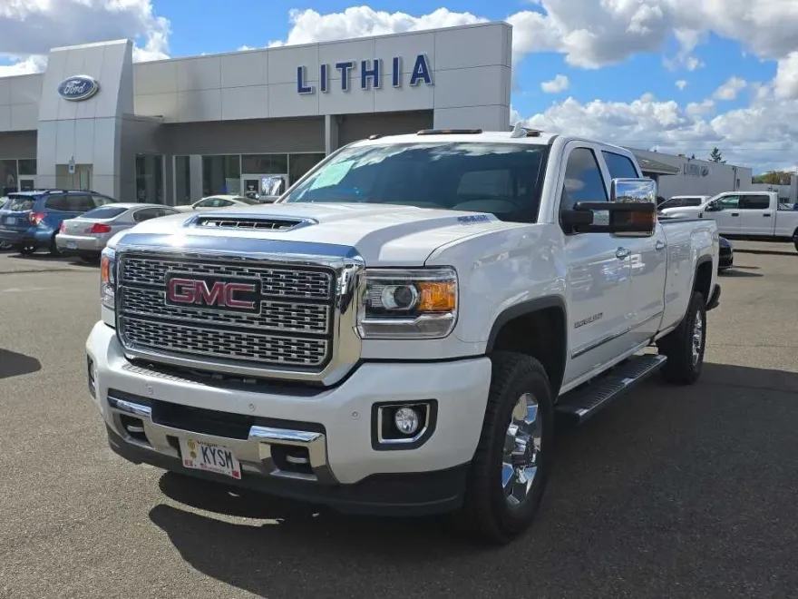 2019 Gmc Sierra HD Denali photo 1