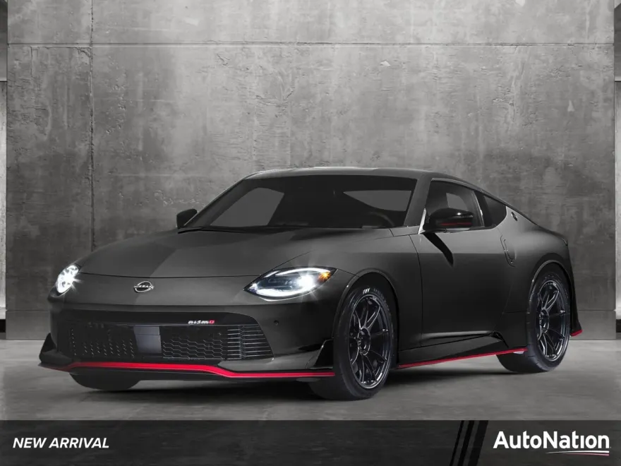 2024 Nissan Z Nismo photo 1