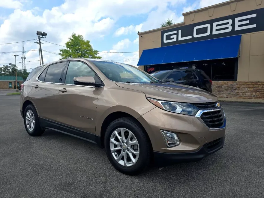 2019 Chevrolet Equinox LT photo 1