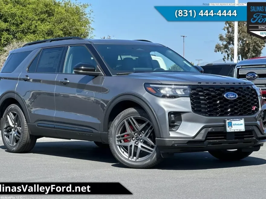 2025 Ford Explorer ST photo 1