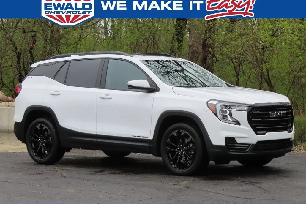 2022 Gmc Terrain SLE photo 1