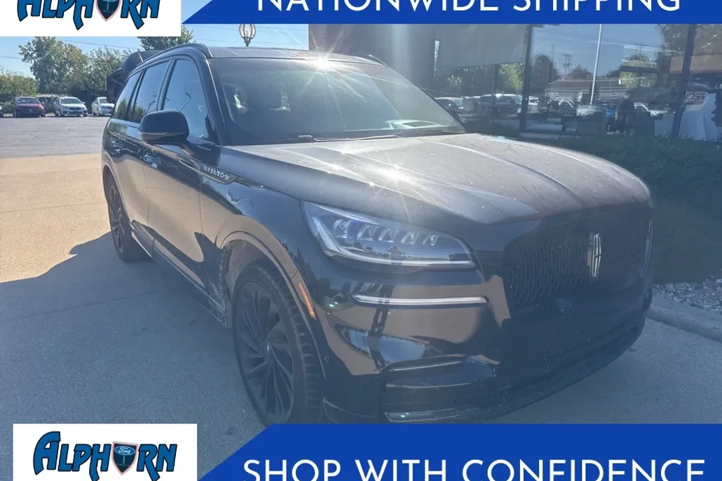 2022 Lincoln Aviator Reserve photo 1