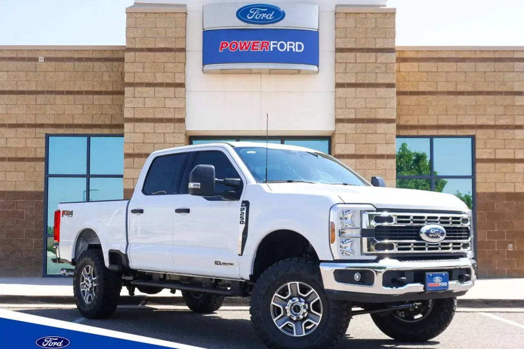 2025 Ford F-250 photo 1