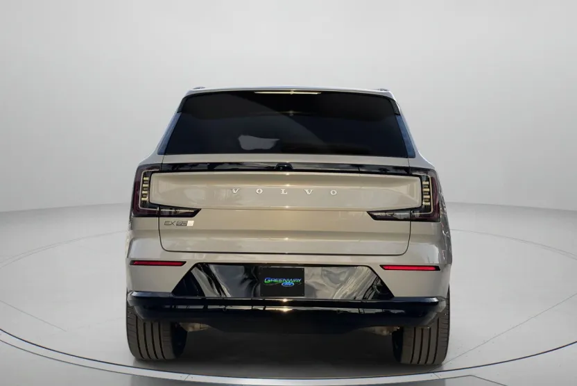 2025 Volvo EX90 Twin Motor Performance Ultra photo 1