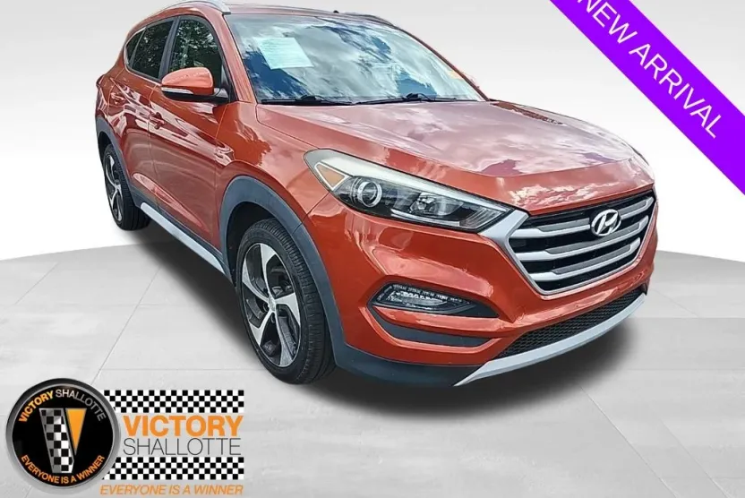 2017 Hyundai Tucson Sport photo 1