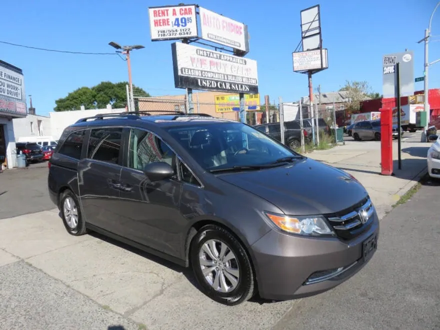 2016 Honda Odyssey EX-L photo 1