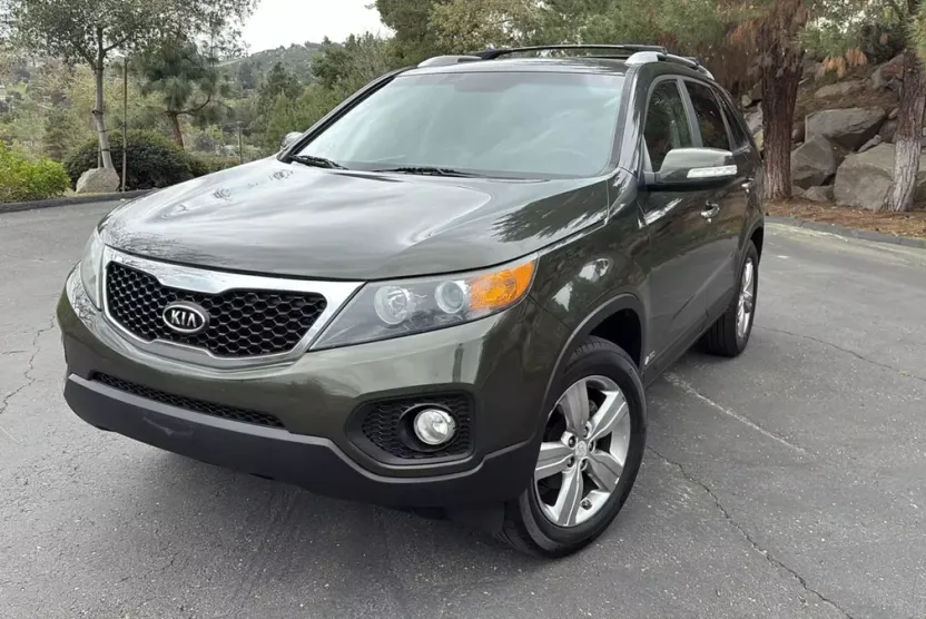 2013 Kia Sorento EX photo 1