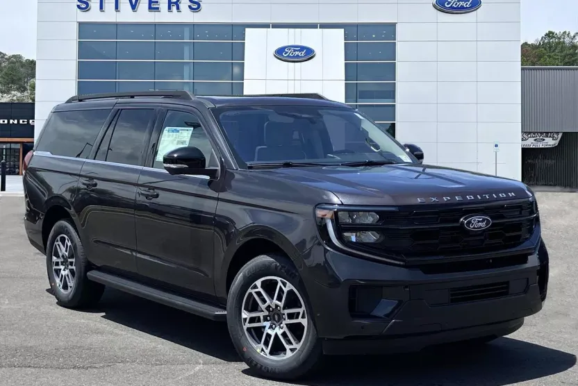 2025 Ford Expedition MAX photo 1