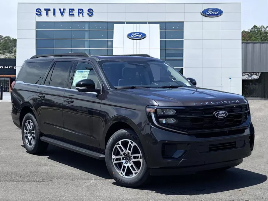 2025 Ford Expedition MAX photo 1