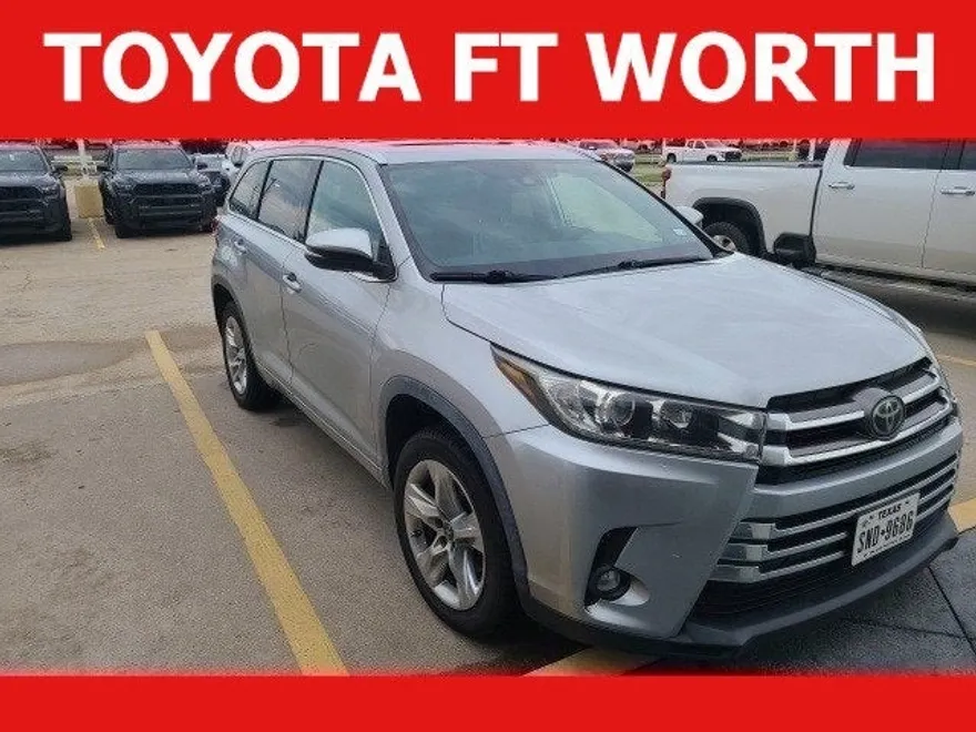 2019 Toyota Highlander Limited photo 1