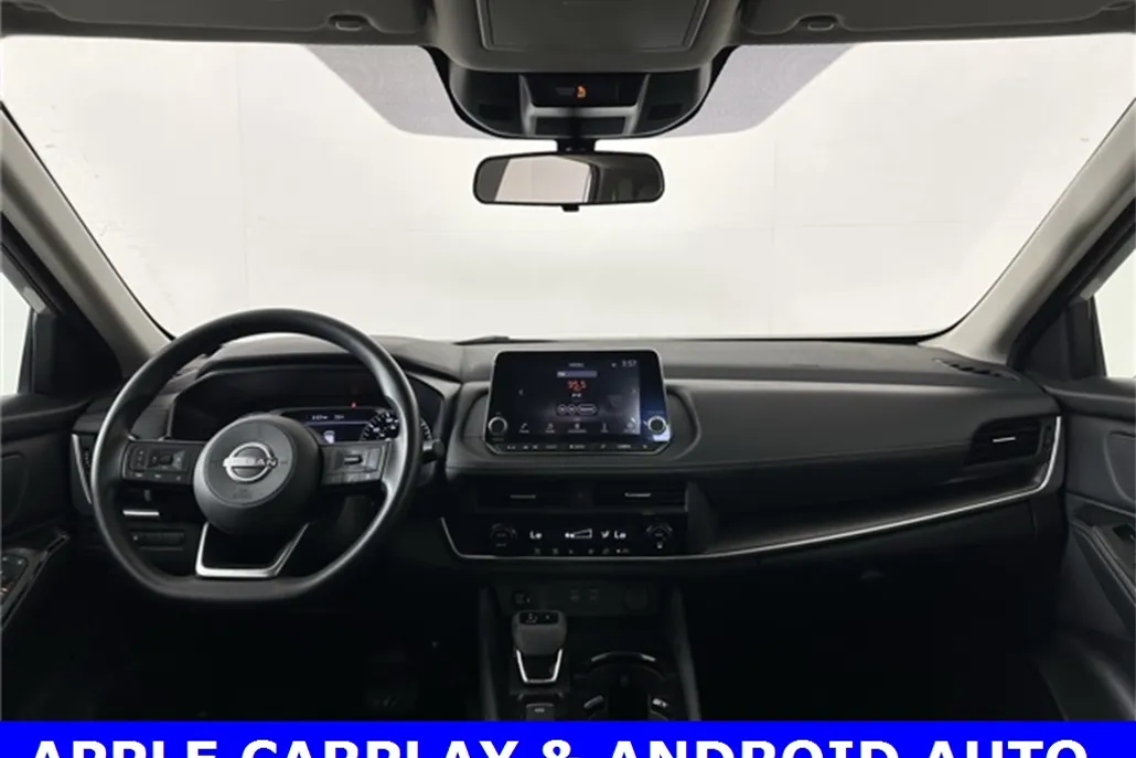 2024 Nissan Rogue SV photo 1