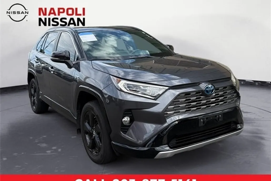 2019 Toyota RAV4 Hybrid XSE photo 1