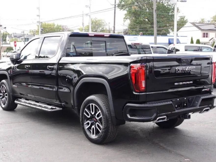 2023 Gmc Sierra 1500 AT4 photo 1