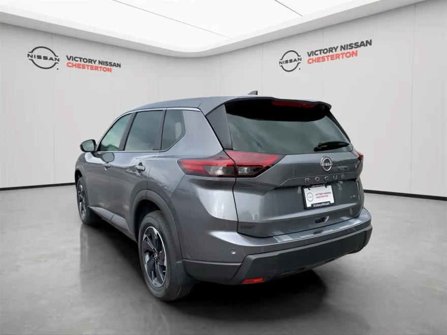 2026 Nissan Rogue SV photo 1