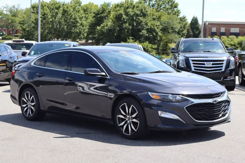 2023 Chevrolet Malibu RS photo 1