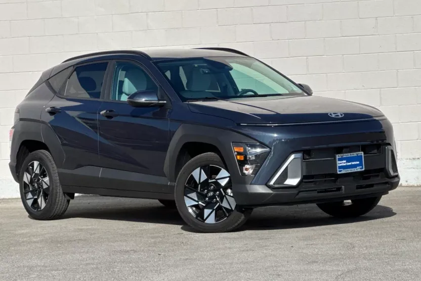 2024 Hyundai Kona SEL photo 1