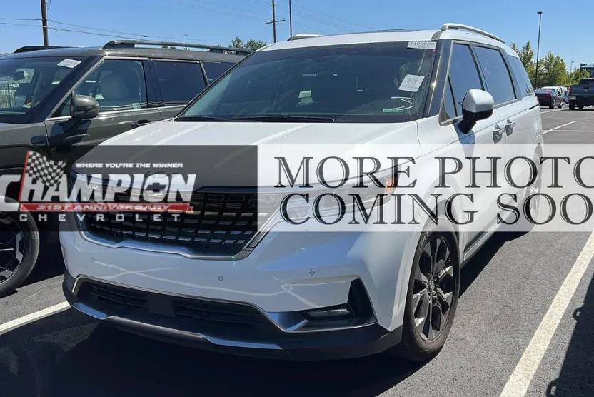 2023 Kia Carnival SX Prestige photo 1