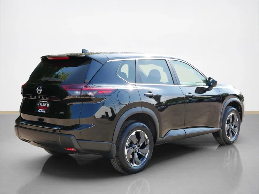 2026 Nissan Rogue SV photo 1