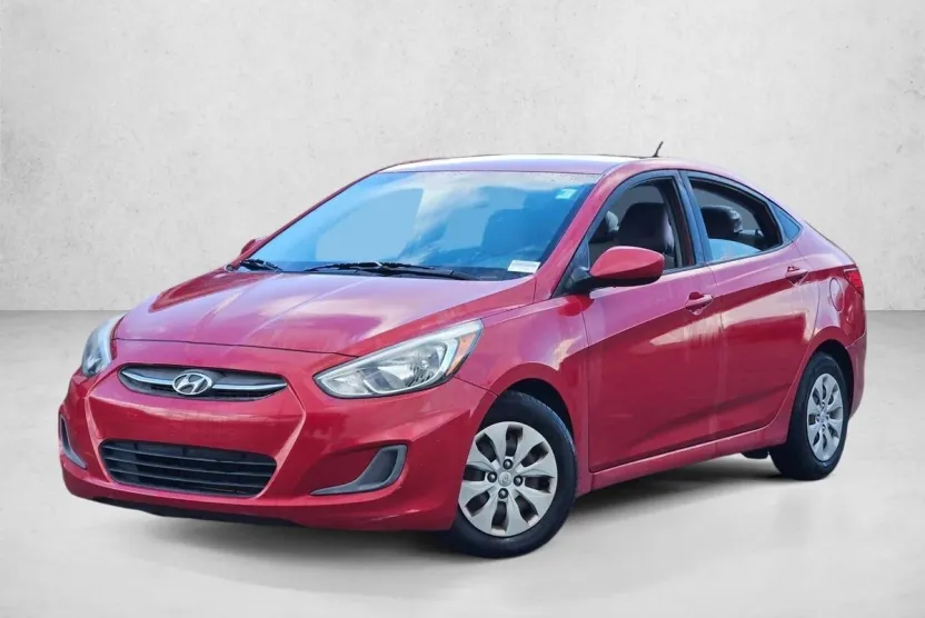 2017 Hyundai Accent SE photo 1