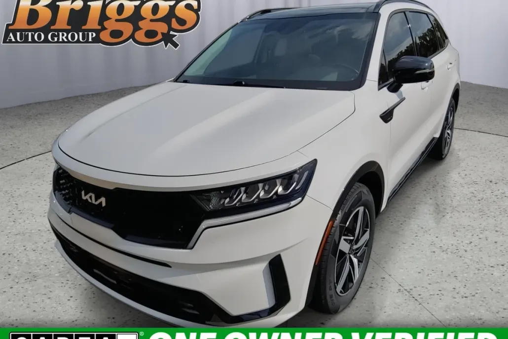 2023 Kia Sorento EX photo 1