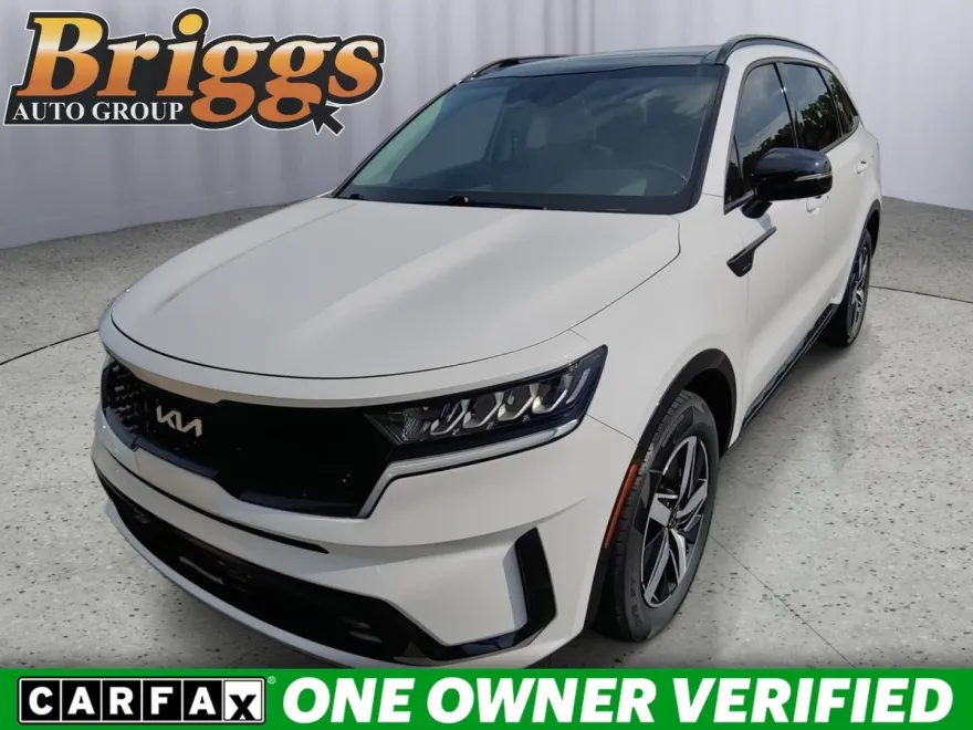 2023 Kia Sorento EX photo 1