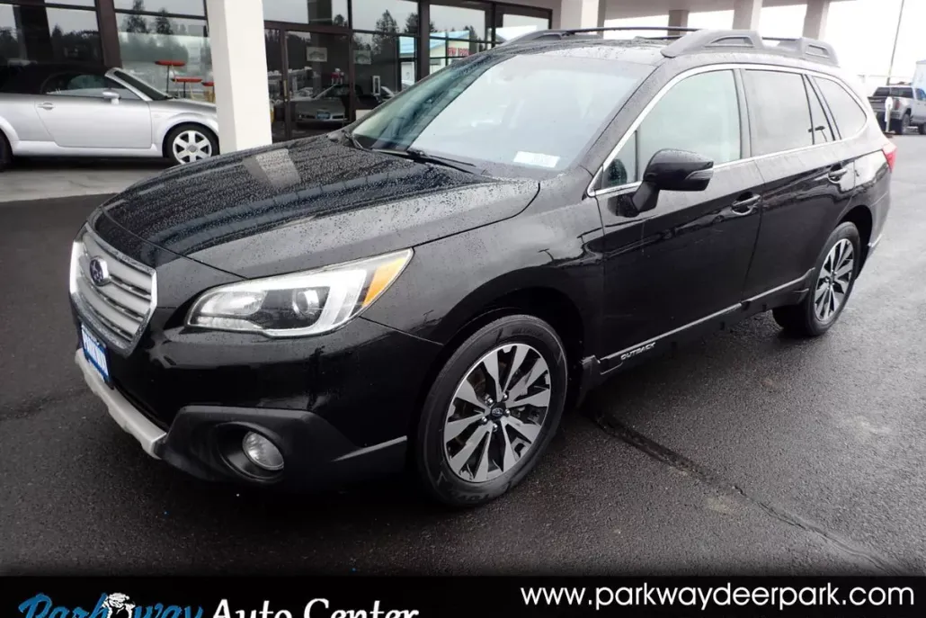 2016 Subaru Outback 2.5i Limited photo 1