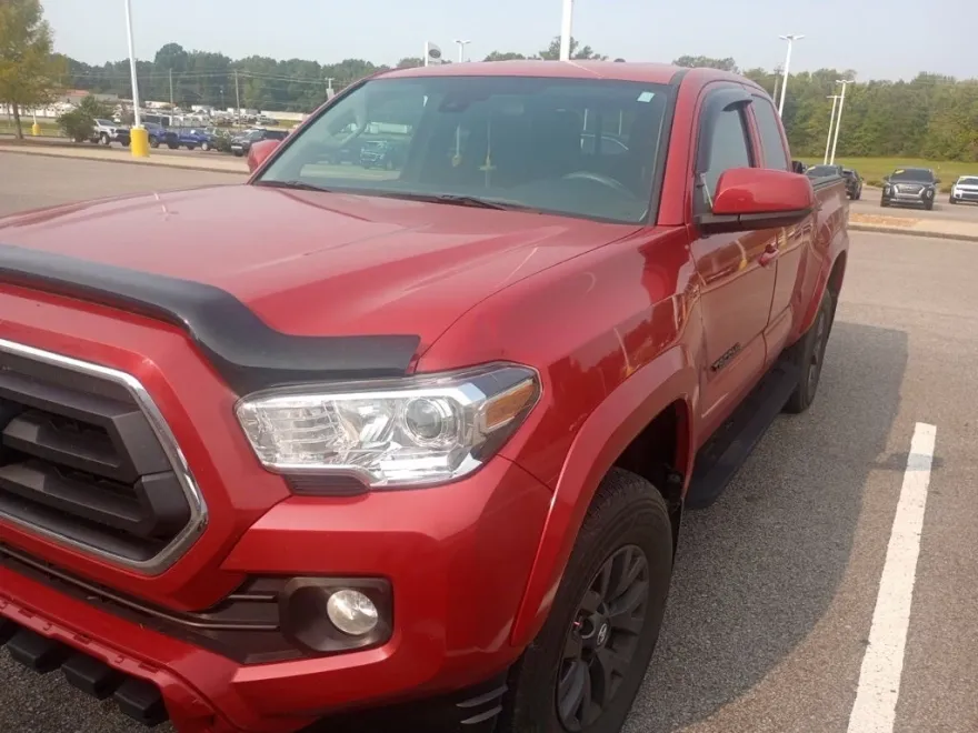 2022 Toyota Tacoma SR5 photo 1