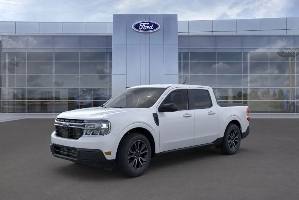 2024 Ford Maverick Lariat photo 1