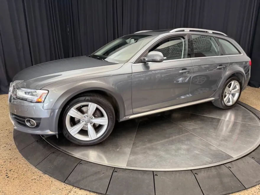 2013 Audi A4 Allroad Quattro Prestige photo 1